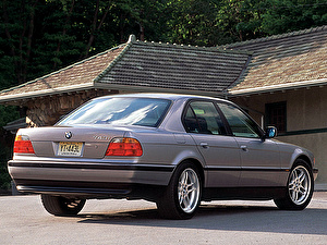 Подбор шин на BMW 7 (E38) 1996