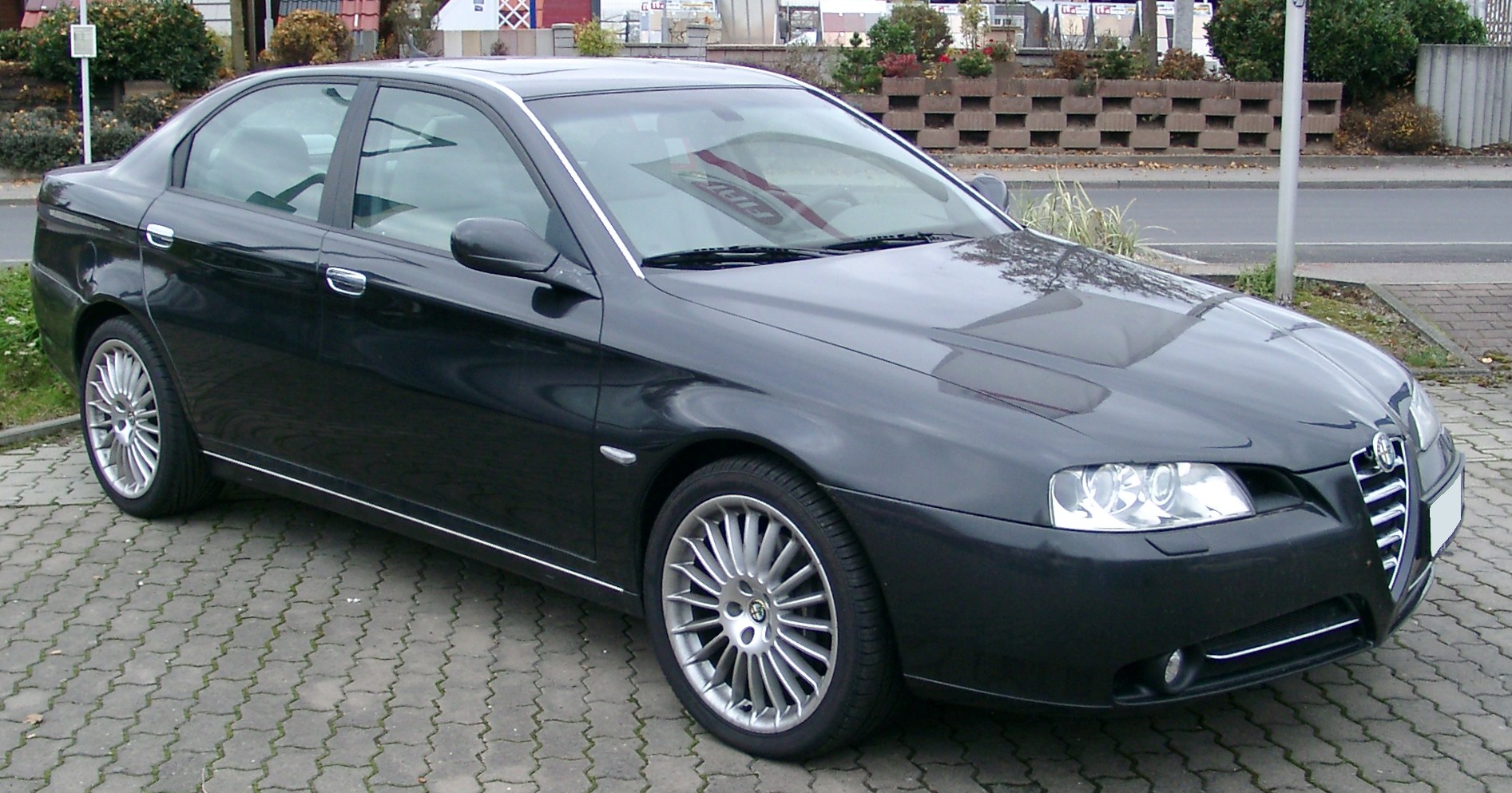 Шины и диски для Alfa Romeo 166 2003 2.0i TS 936, размер колёс на Альфа  Ромео 166 2.0i TS 936