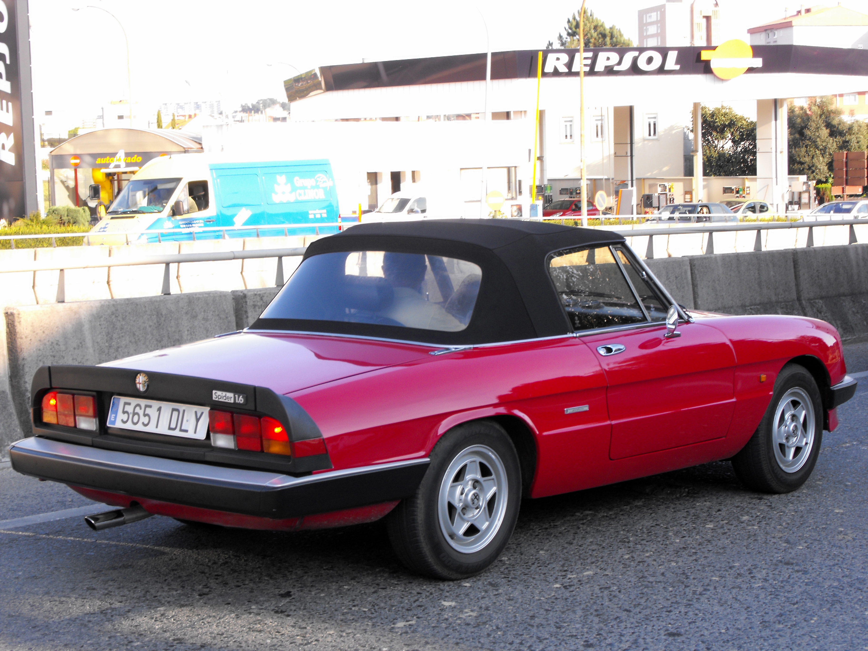 Размер колёс на Alfa Romeo Spider 1986 Подбор шин на Alfa Romeo Spider 1986