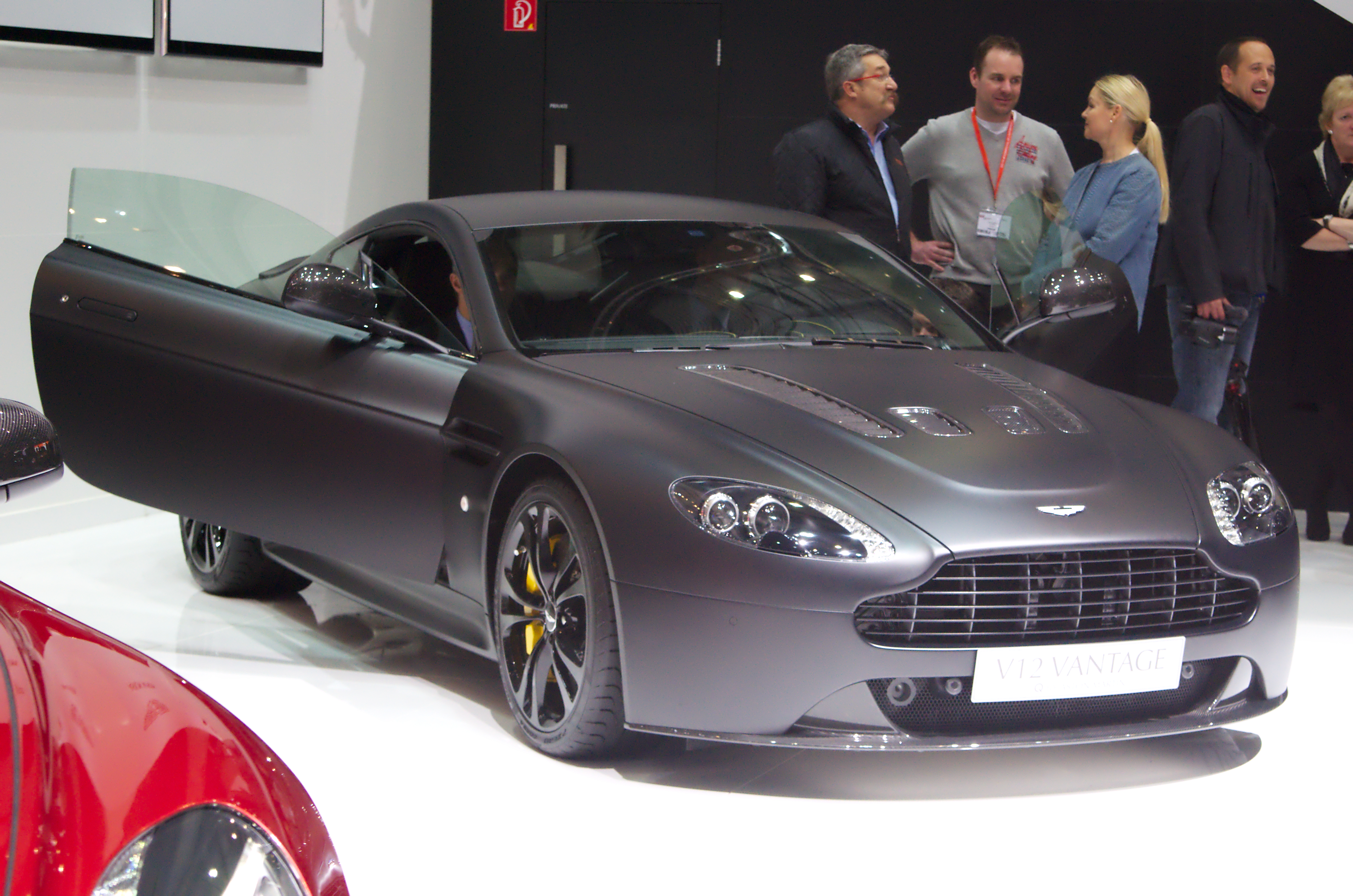Подбор шин на Aston Martin V12 Vantage 2013