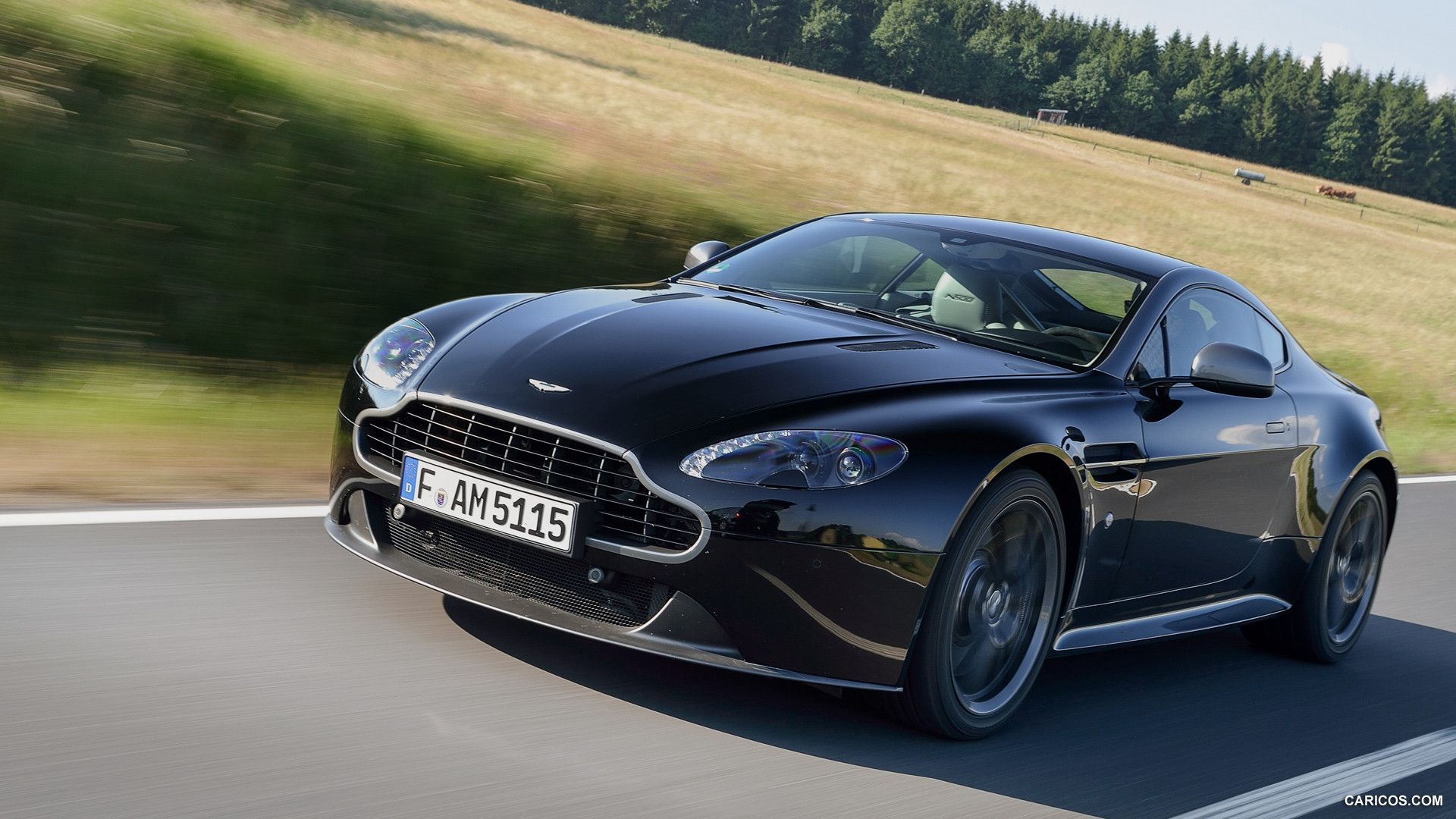 Шины и диски для Aston Martin V8 Vantage 2015, размер колёс на Астон Мартин  В8 Вантаге 2015