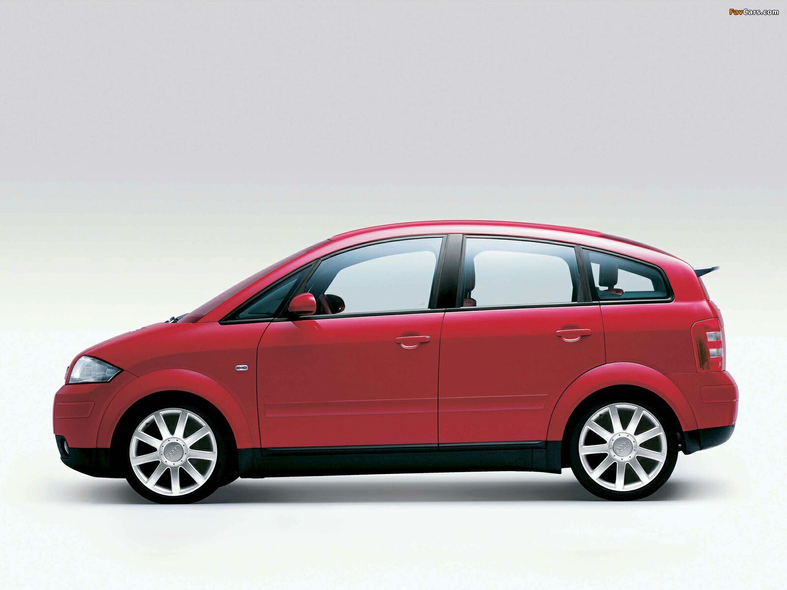 Шины и диски для Audi A2 2004, размер колёс на Ауди А2 2004