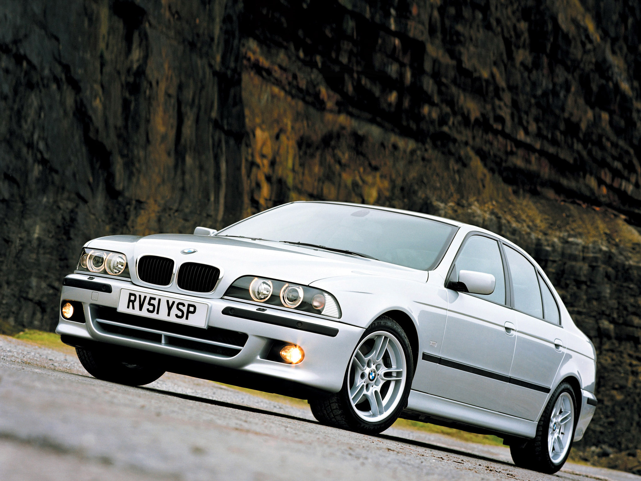 Шины и диски для BMW 5 (E39) 2002, размер колёс на БМВ 5 (Е39) 2002