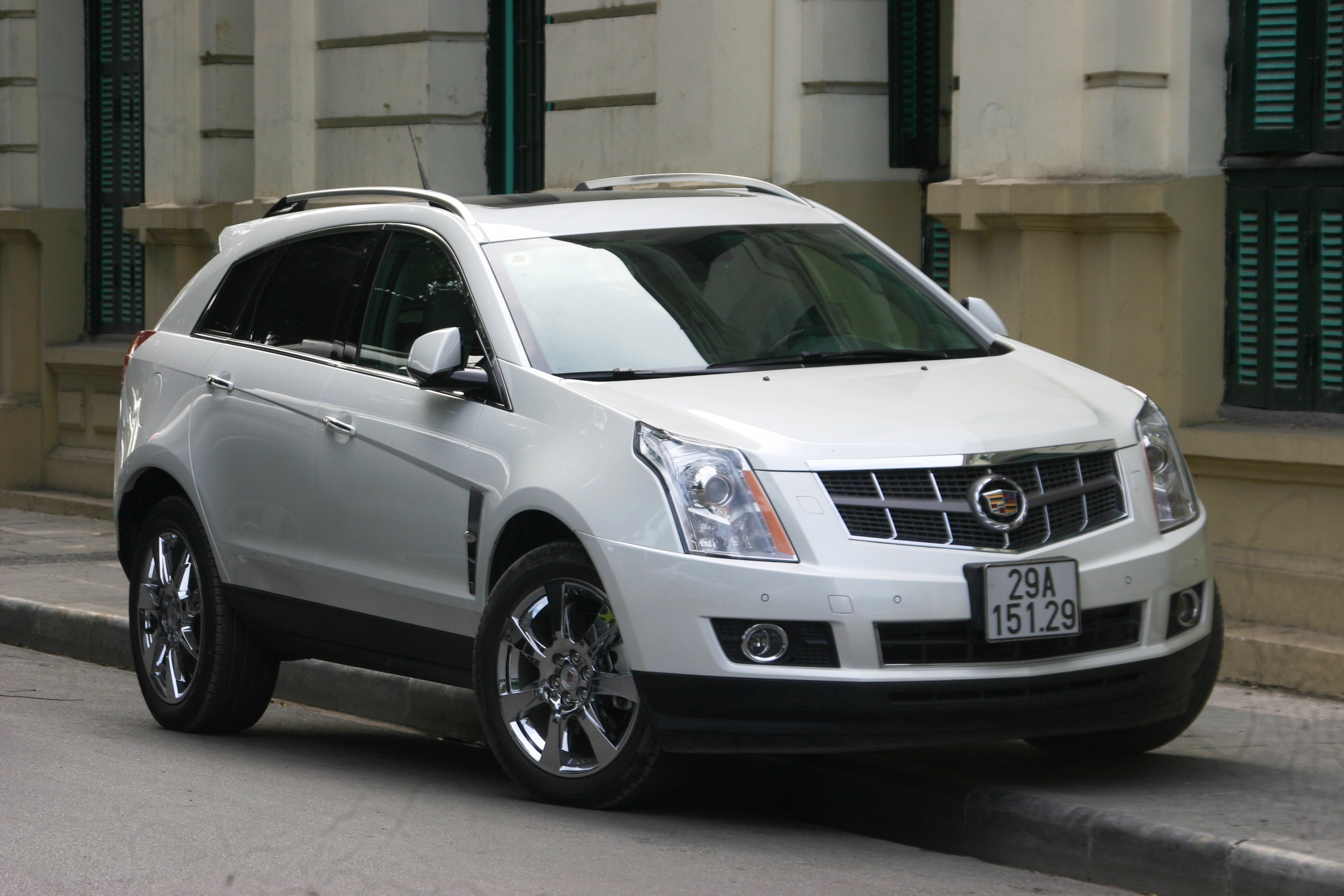 Шины и диски для Cadillac SRX 2009, размер колёс на Кадиллак СРХ 2009