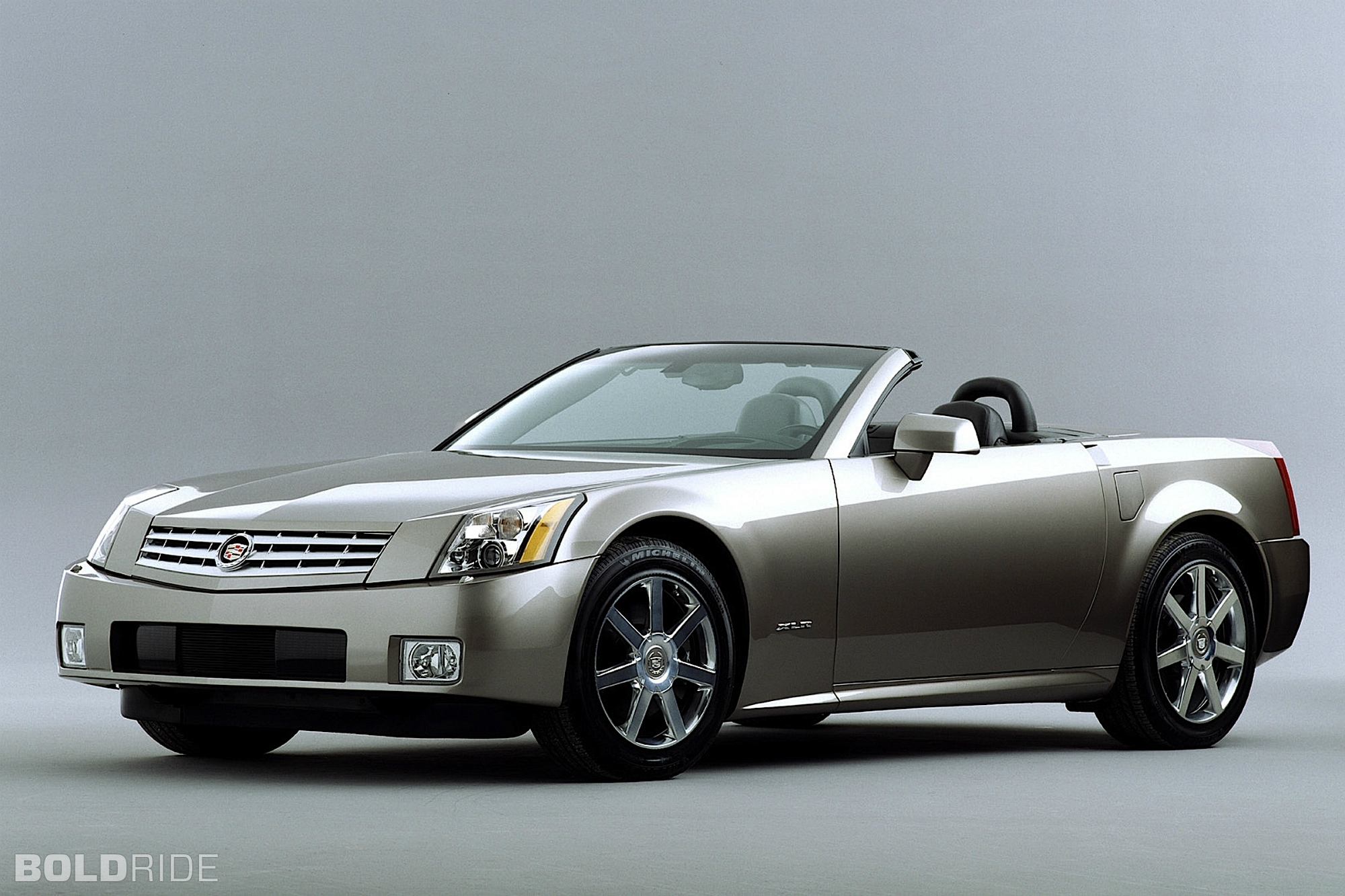 Размер колёс на Cadillac XLR 2004 Подбор шин на Cadillac XLR 2004