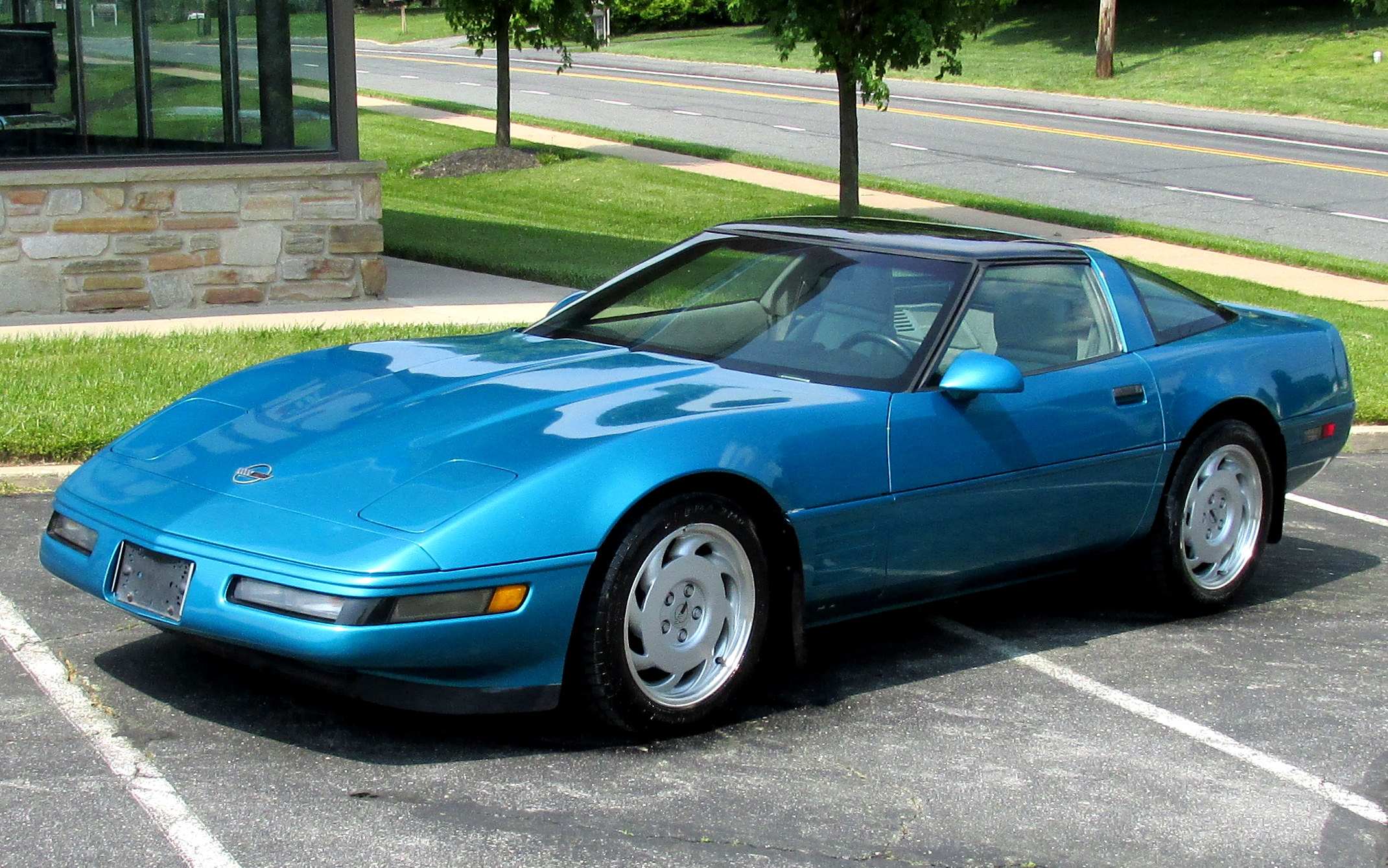 Размер колёс на Chevrolet Corvette 1992 Подбор шин на Chevrolet Corvette 1992