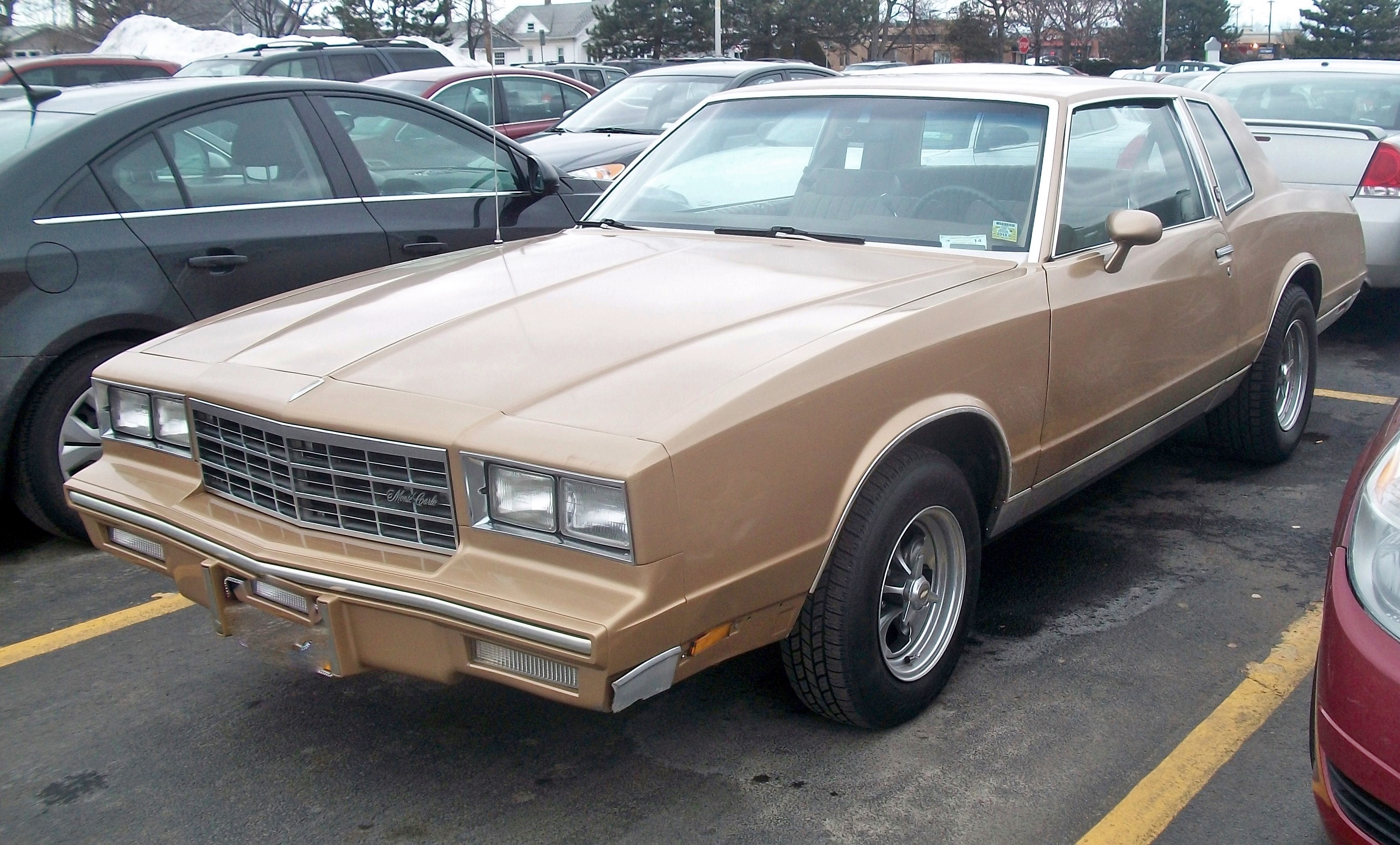 Шины и диски для Chevrolet Monte Carlo 1982, размер колёс на Шевроле Монте  Сарло 1982