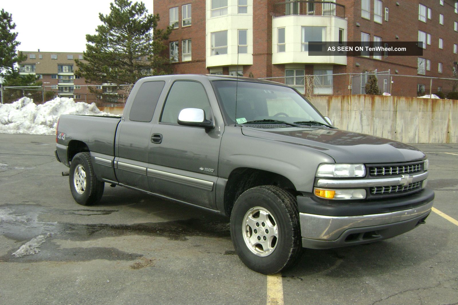 Шины и диски для Chevrolet Silverado 2002, размер колёс на Шевроле Силверадо  2002