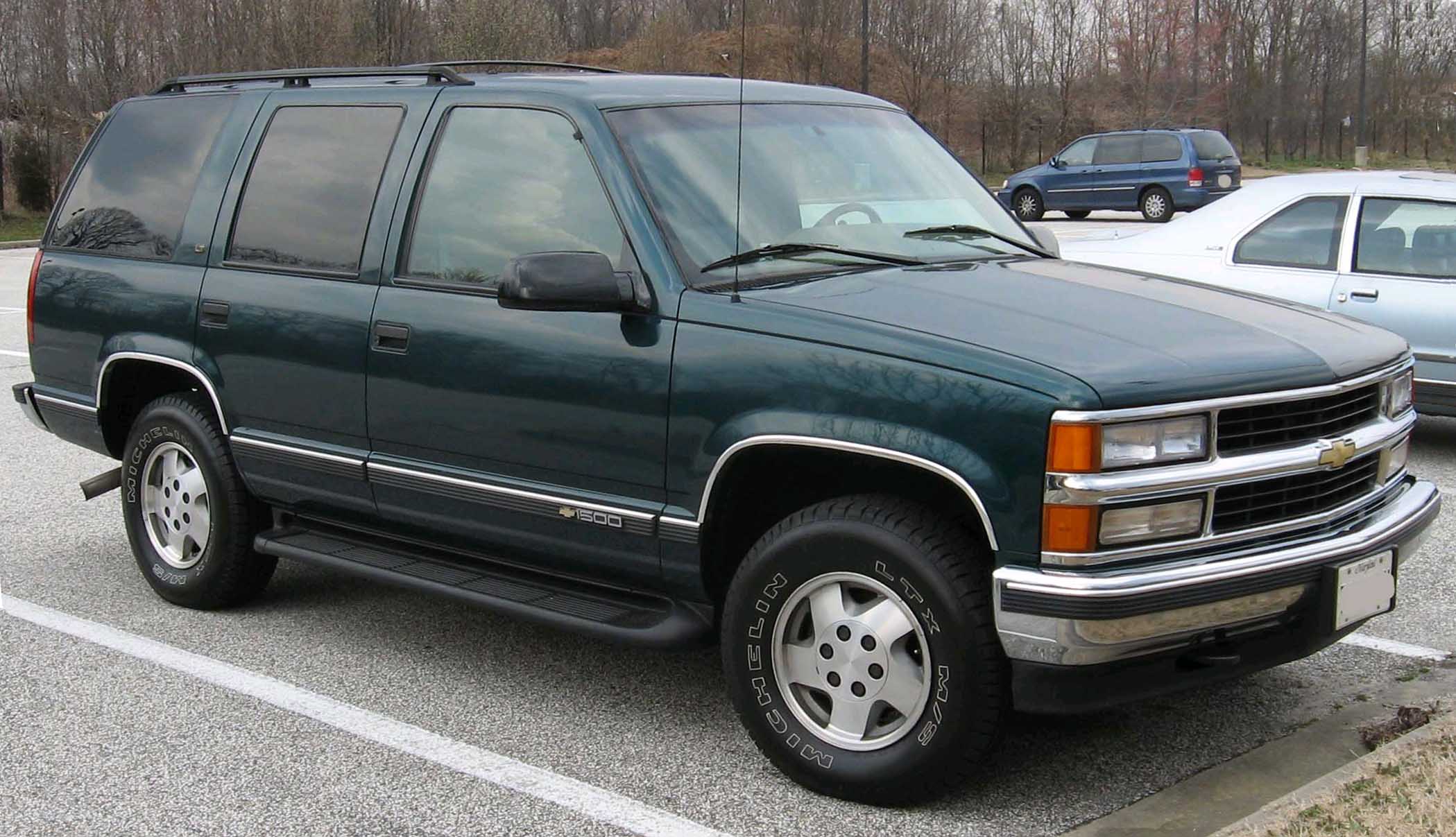 Шины и диски для Chevrolet Tahoe 1992, размер колёс на Шевроле Тахо 1992