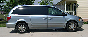 Подбор шин на Chrysler Town & Country 2004