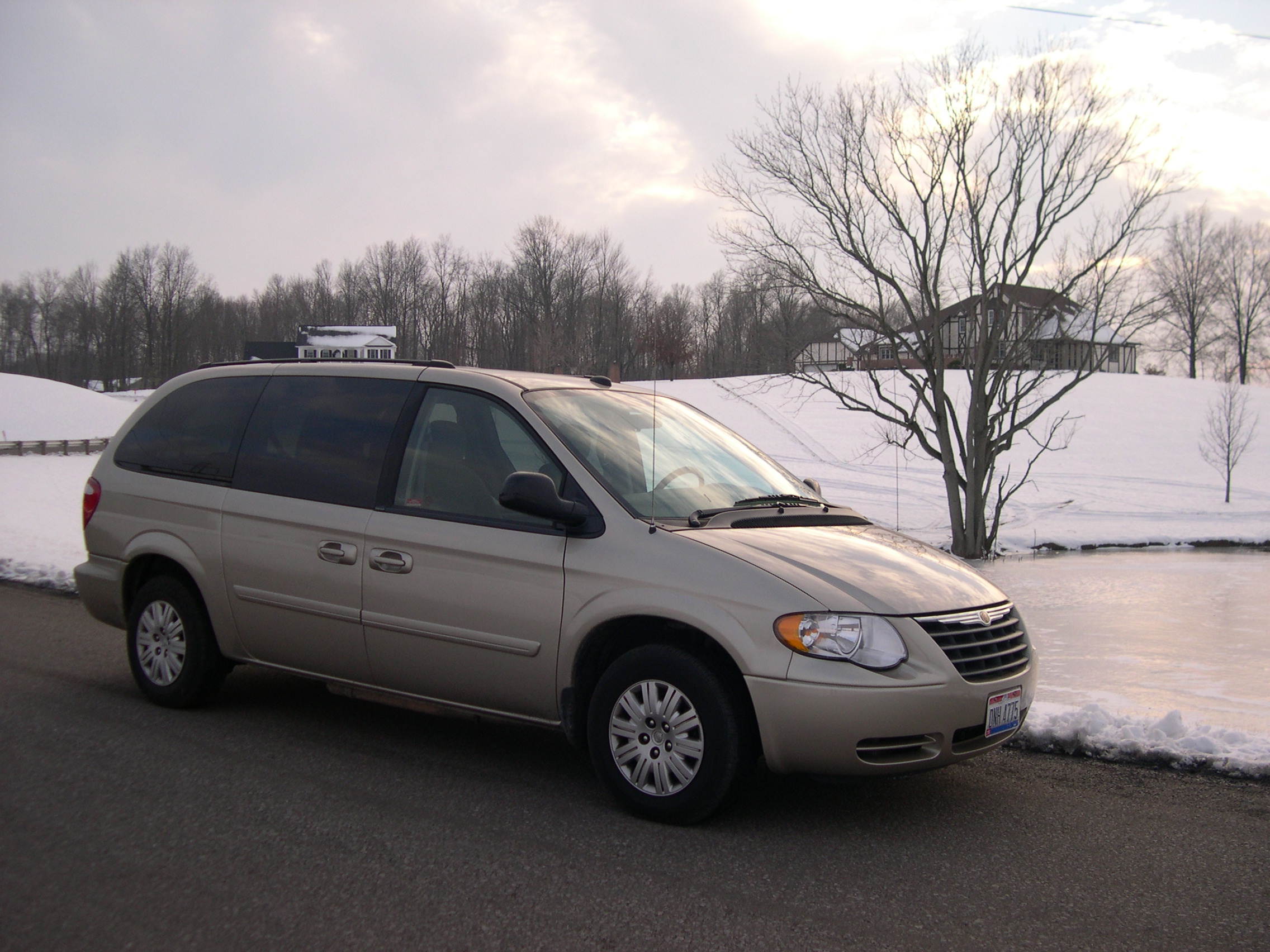 2005 chrysler town & country