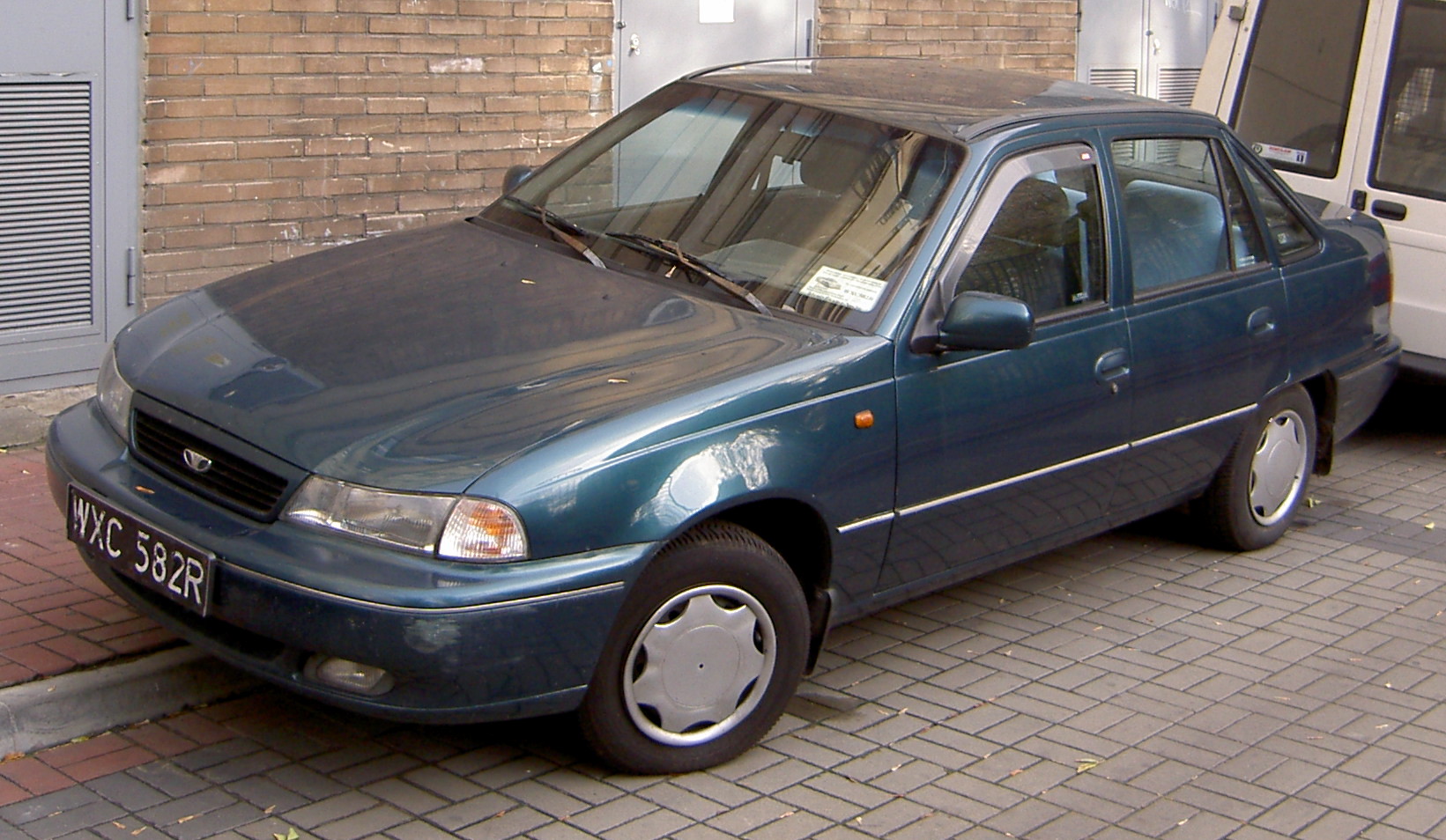 Шины и диски для Daewoo Nexia 1999 1.5i, размер колёс на Даевоо Нексиа 1.5i