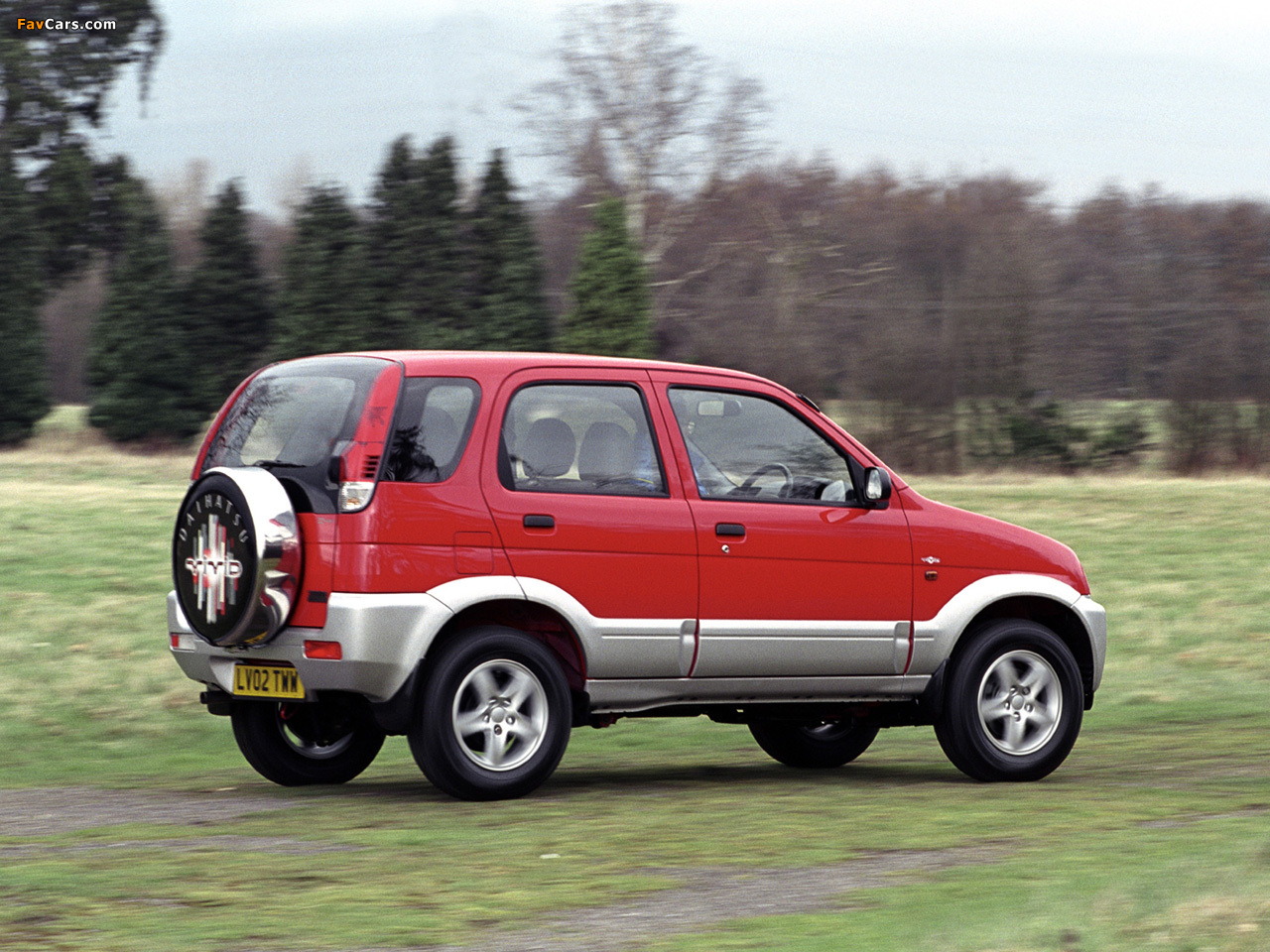 Шины и диски для Daihatsu Terios 2002, размер колёс на Даихатсу Териос 2002