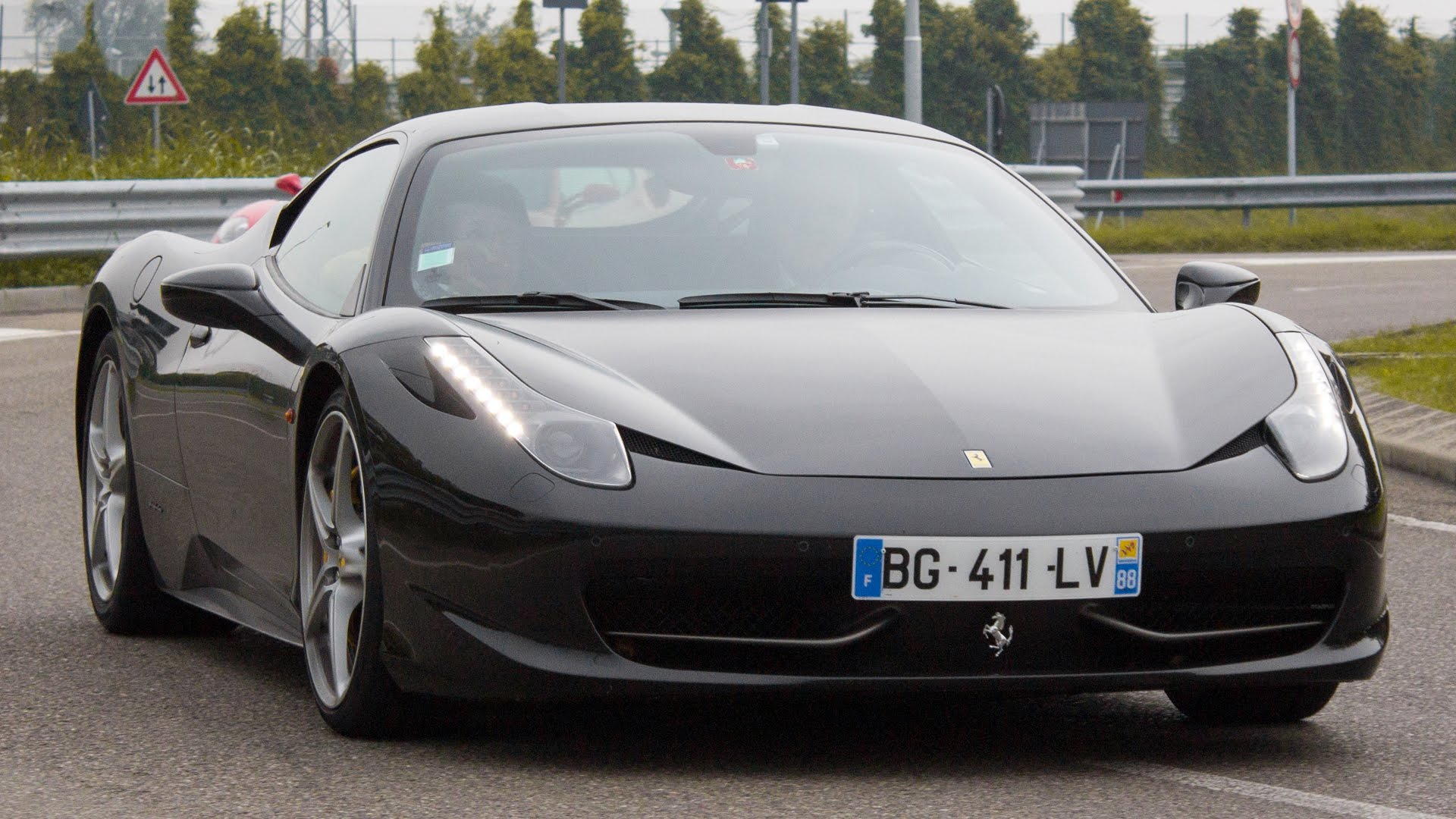 Размер колёс на Ferrari 458 Italia 2015 Подбор шин на Ferrari 458 Italia 2015