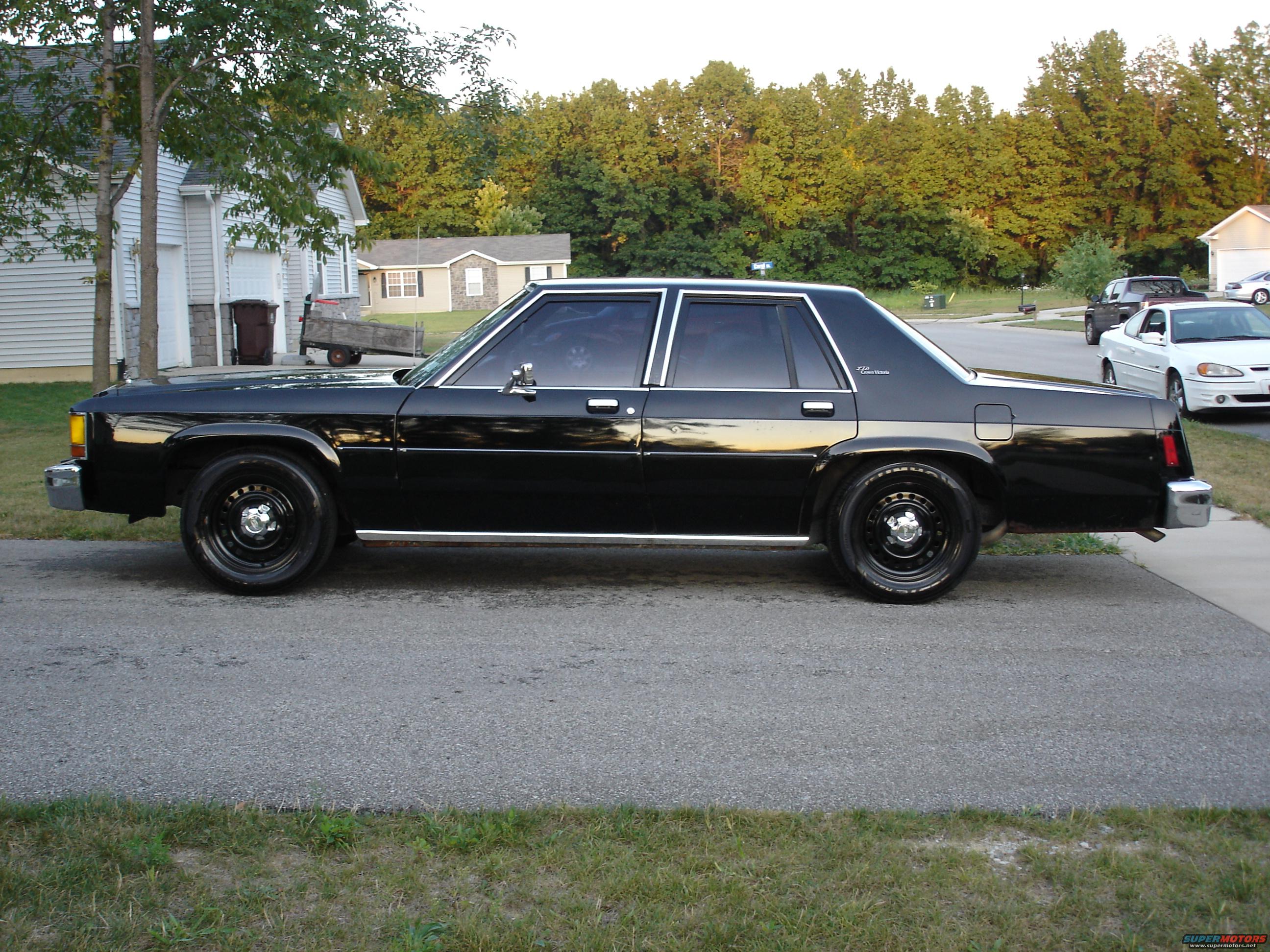 Шины и диски для Ford Crown Victoria 1987, размер колёс на Форд Сровн  Висториа 1987