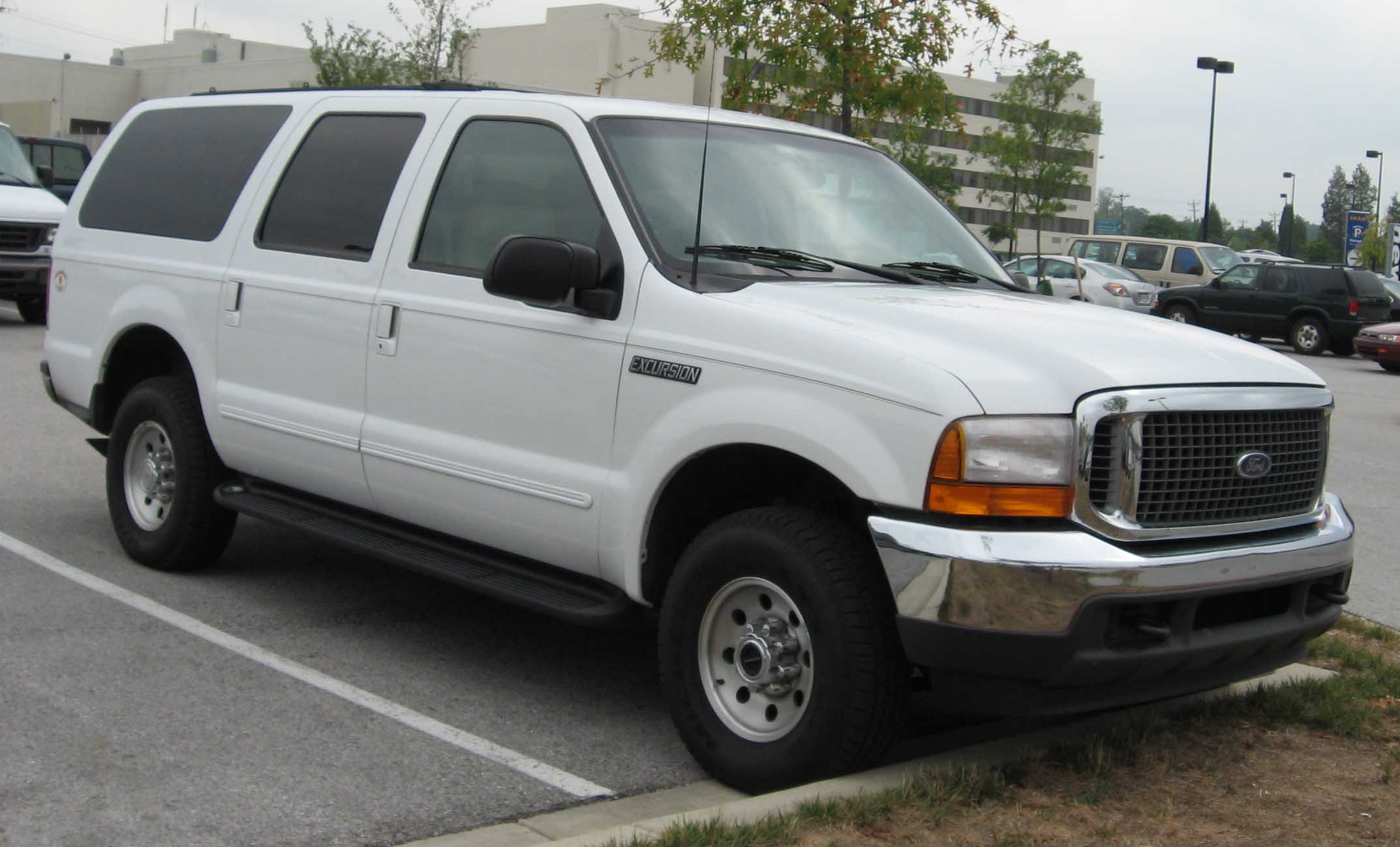 Шины и диски для Ford Excursion 2004, размер колёс на Форд Экскёршн 2004