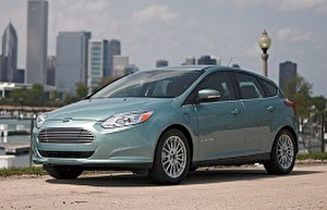 Размер колёс на Ford Focus Electric 2016 Подбор шин на Ford Focus Electric 2016