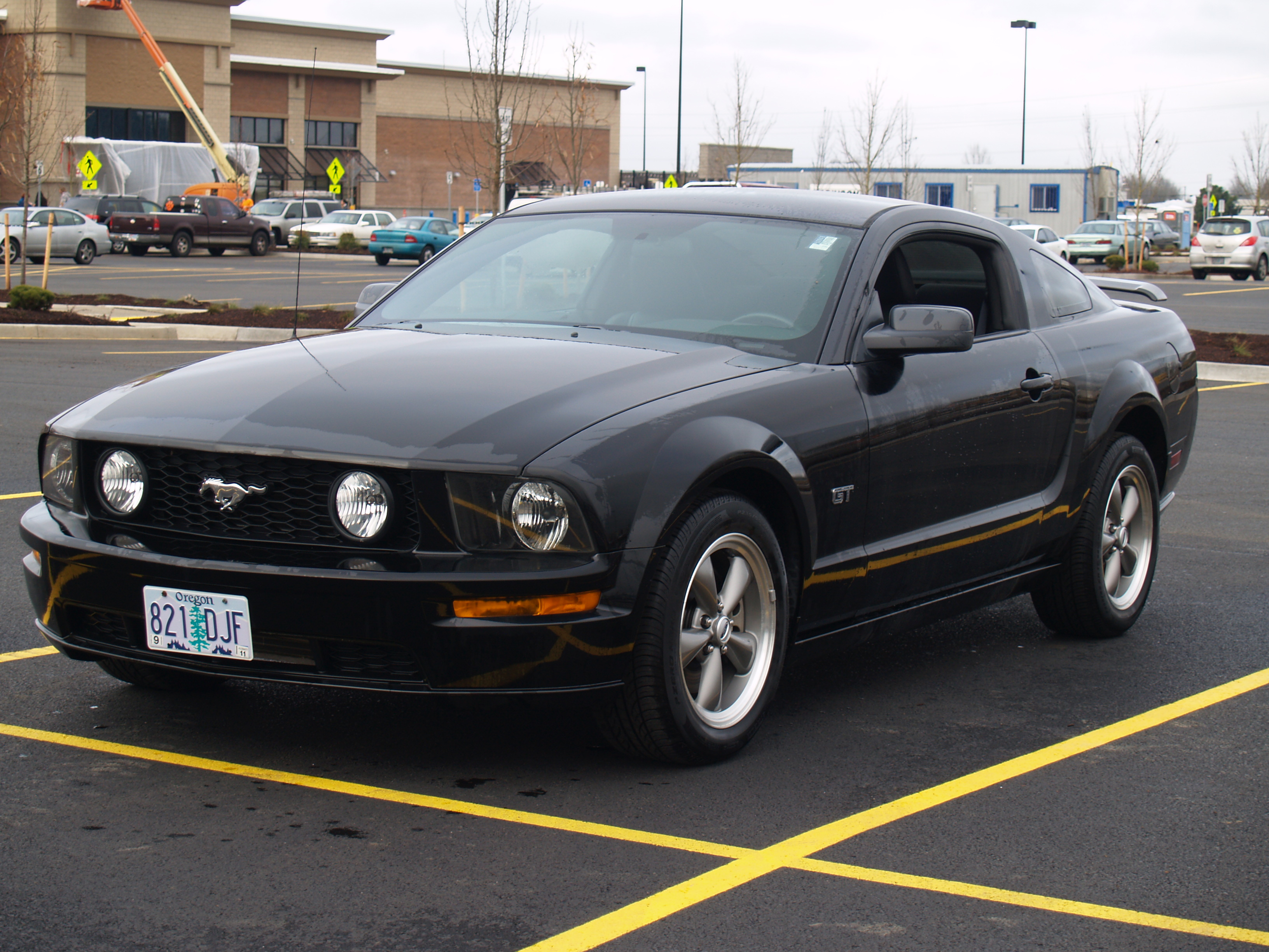 Шины и диски для Ford Mustang 2005, размер колёс на Форд Мустанг 2005