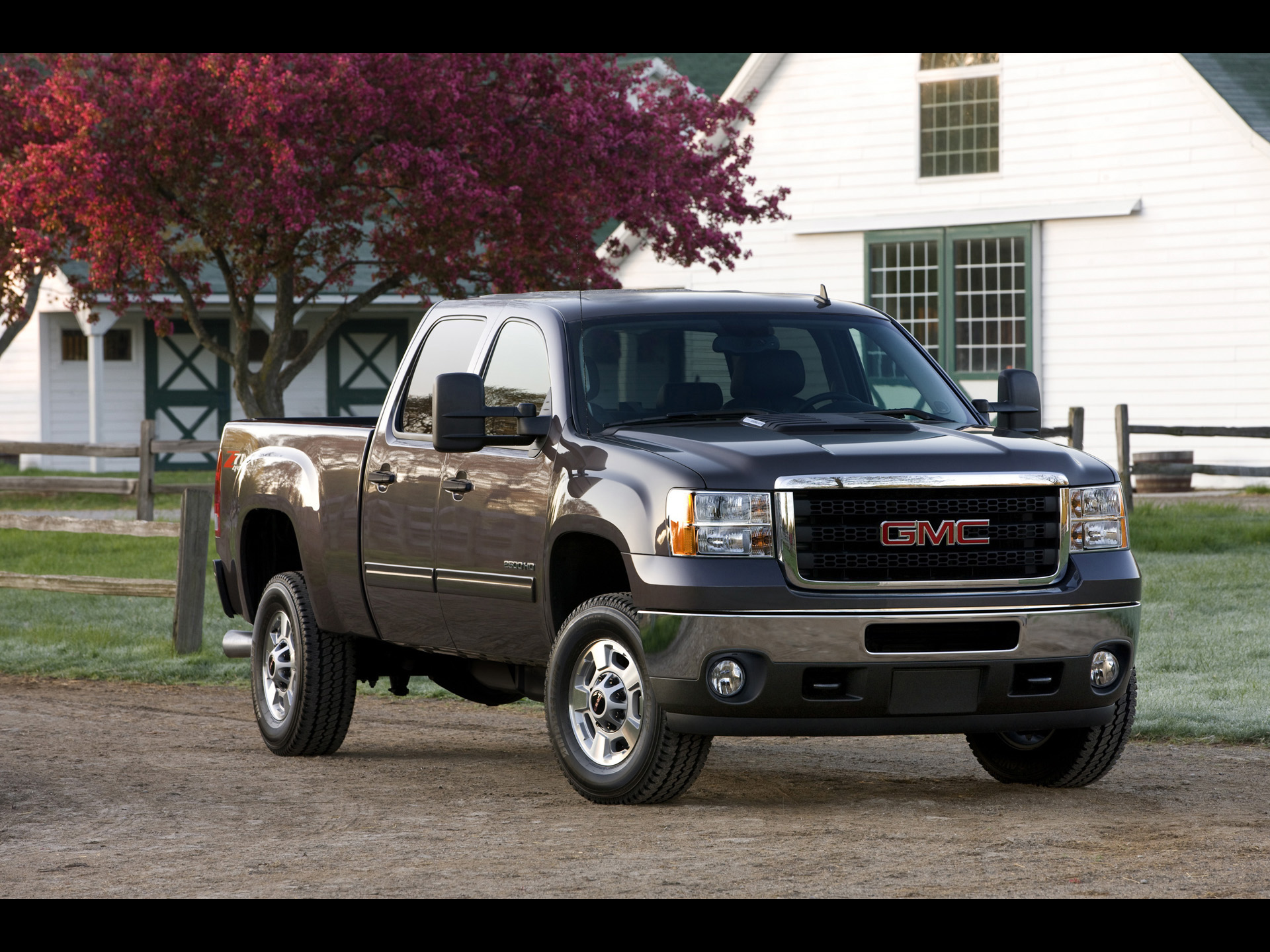 Подбор шин на GMC Sierra 2500 2011