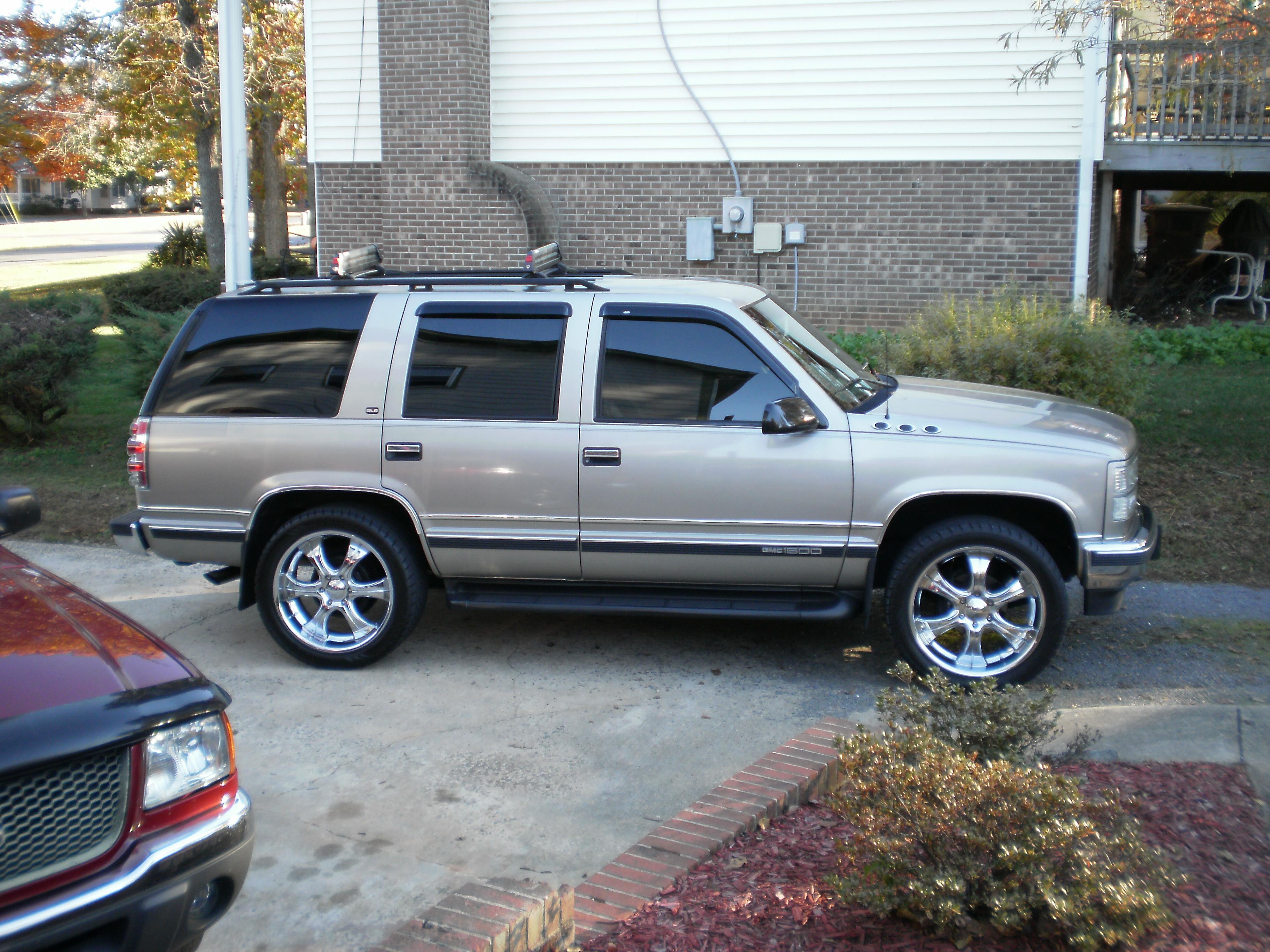 Шины и диски для GMC Yukon 1998, размер колёс на ГМС Уукон 1998