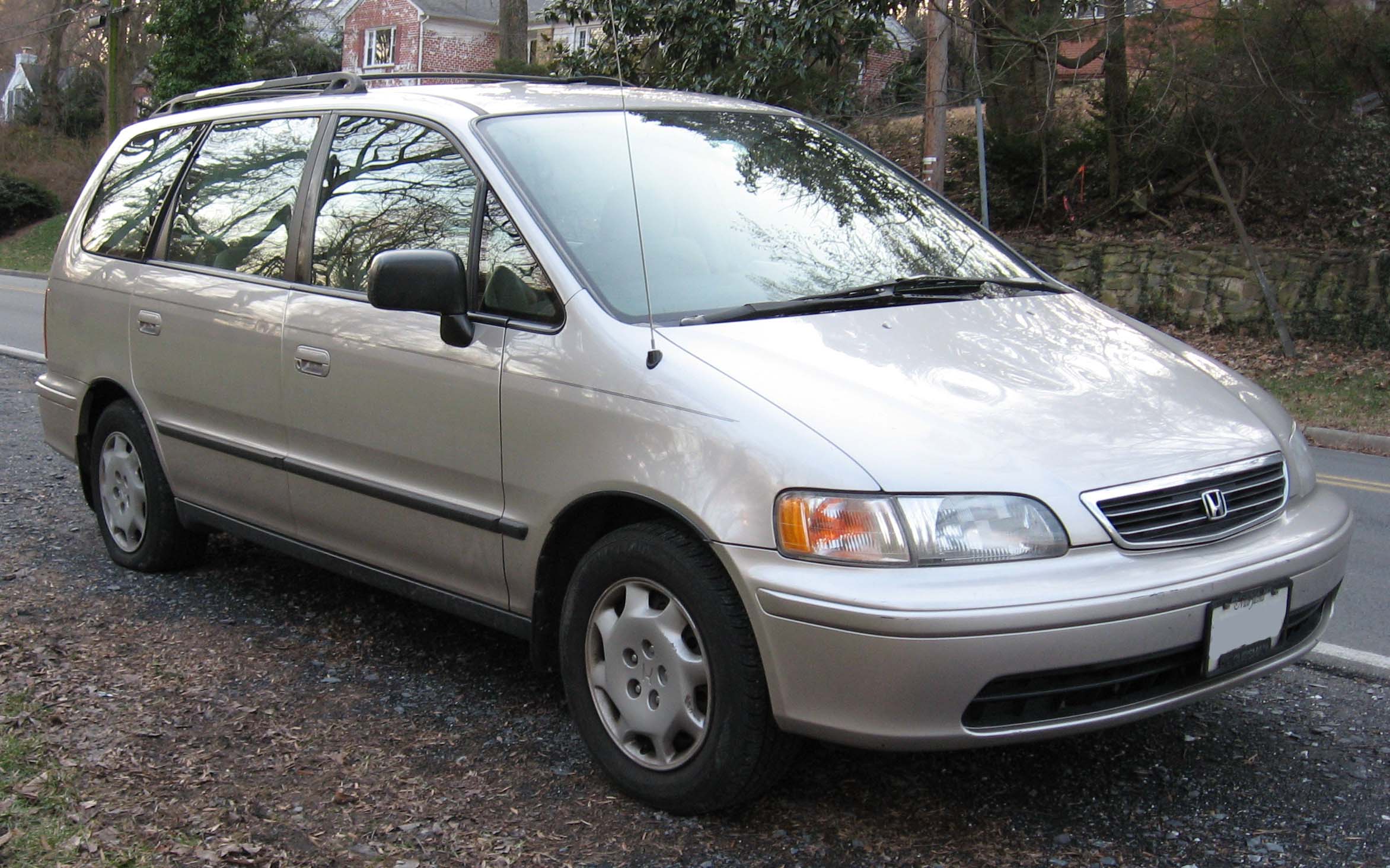 Шины и диски для Honda Odyssey 1998 2.2i RA1-5, размер колёс на Хонда  Одиссей 2.2i RA1-5