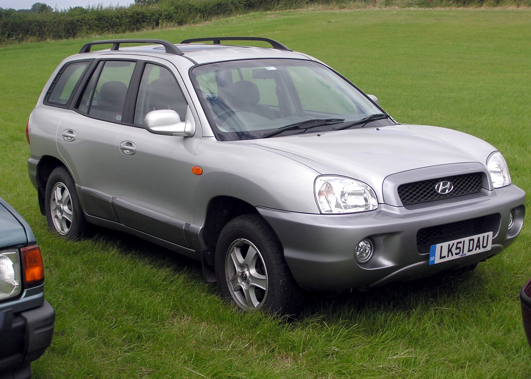 Шины и диски для Hyundai Santa Fe 2001, размер колёс на Хуундаи Санта Фе  2001