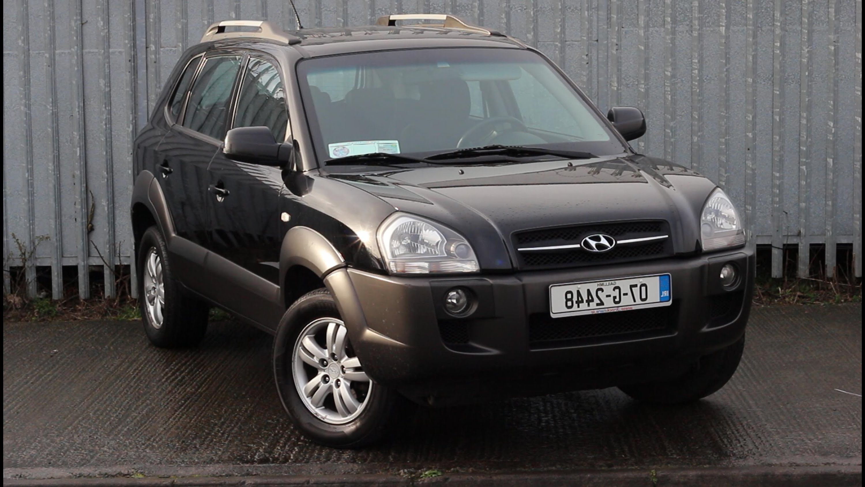 Шины и диски для Hyundai Tucson 2004, размер колёс на Хуундаи Туксон 2004