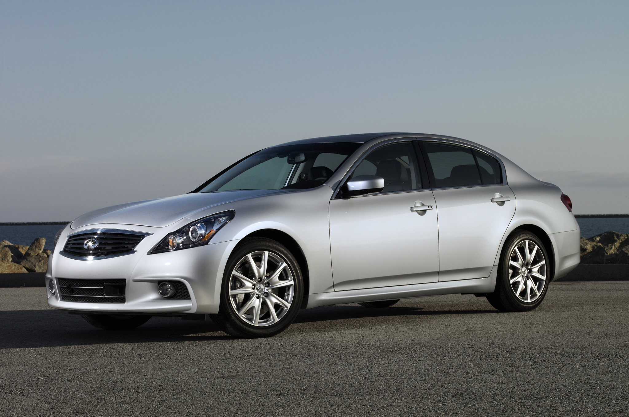 Шины и диски для Infiniti G 2013, размер колёс на Инфинити Г 2013