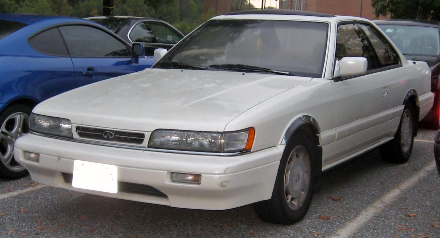 Размер колёс на Infiniti M 1992 Подбор шин на Infiniti M 1992