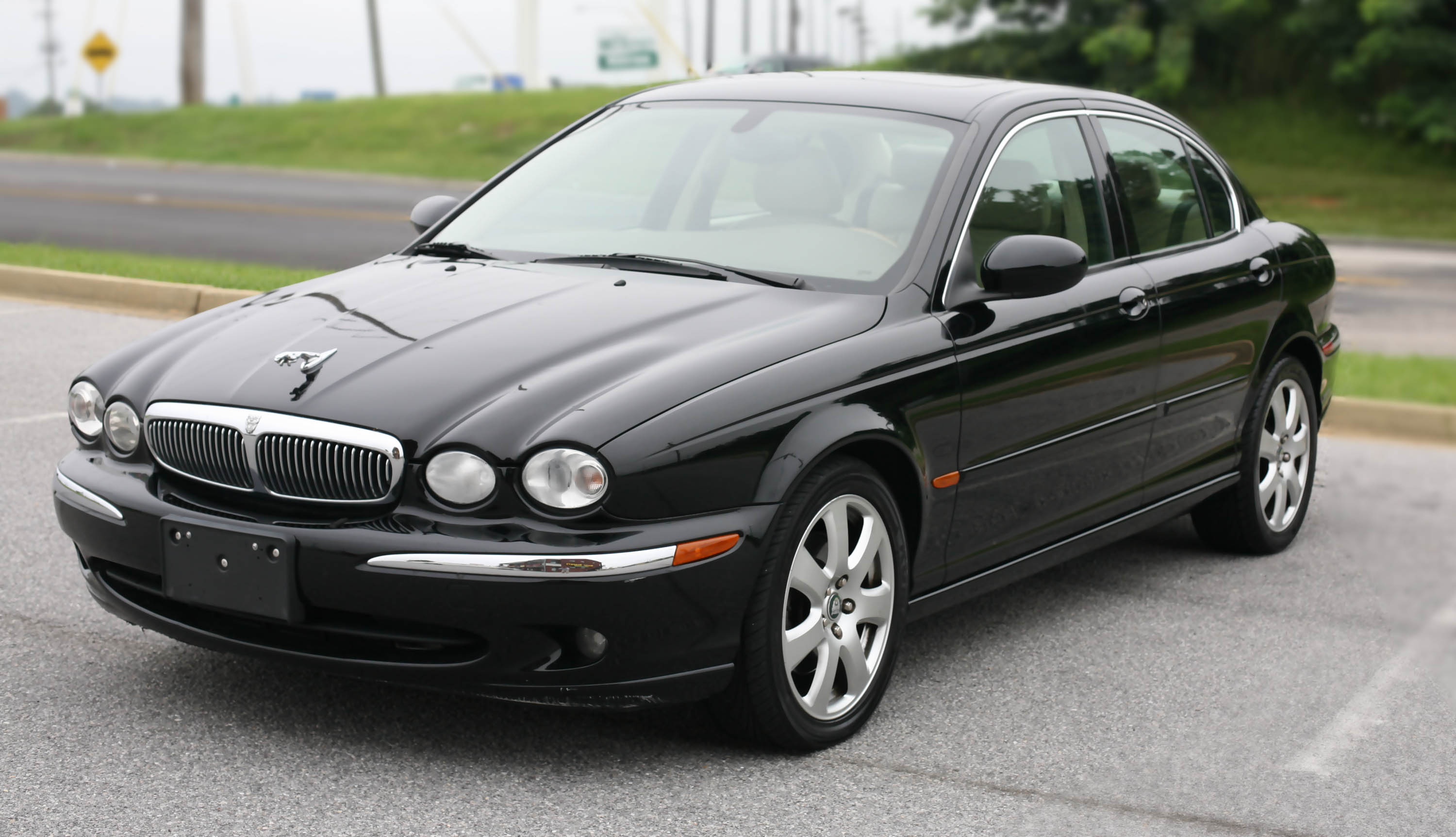 Шины и диски для Jaguar X-Type 2012, размер колёс на Ягуар Х-Тупе 2012