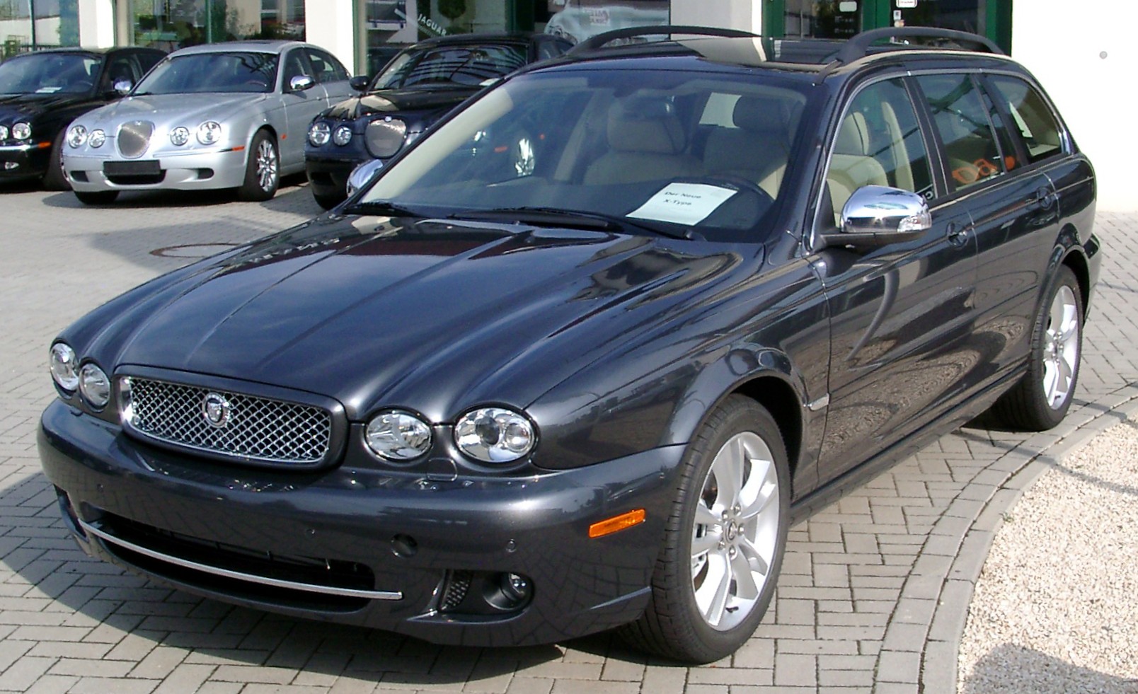 Шины и диски для Jaguar X-Type 2016, размер колёс на Ягуар Х-Тупе 2016