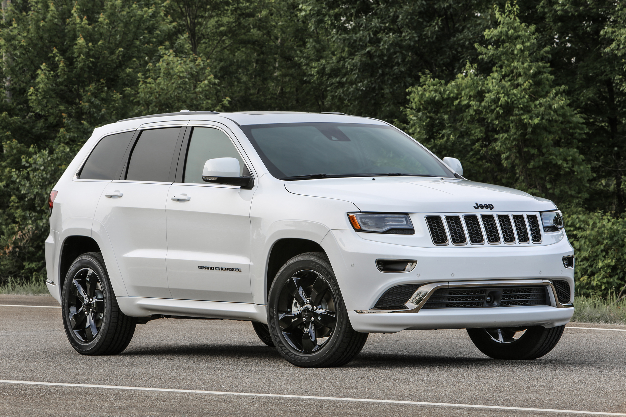 Шины и диски для Jeep Grand Cherokee 2016, размер колёс на Джип Гранд Чероки  2016