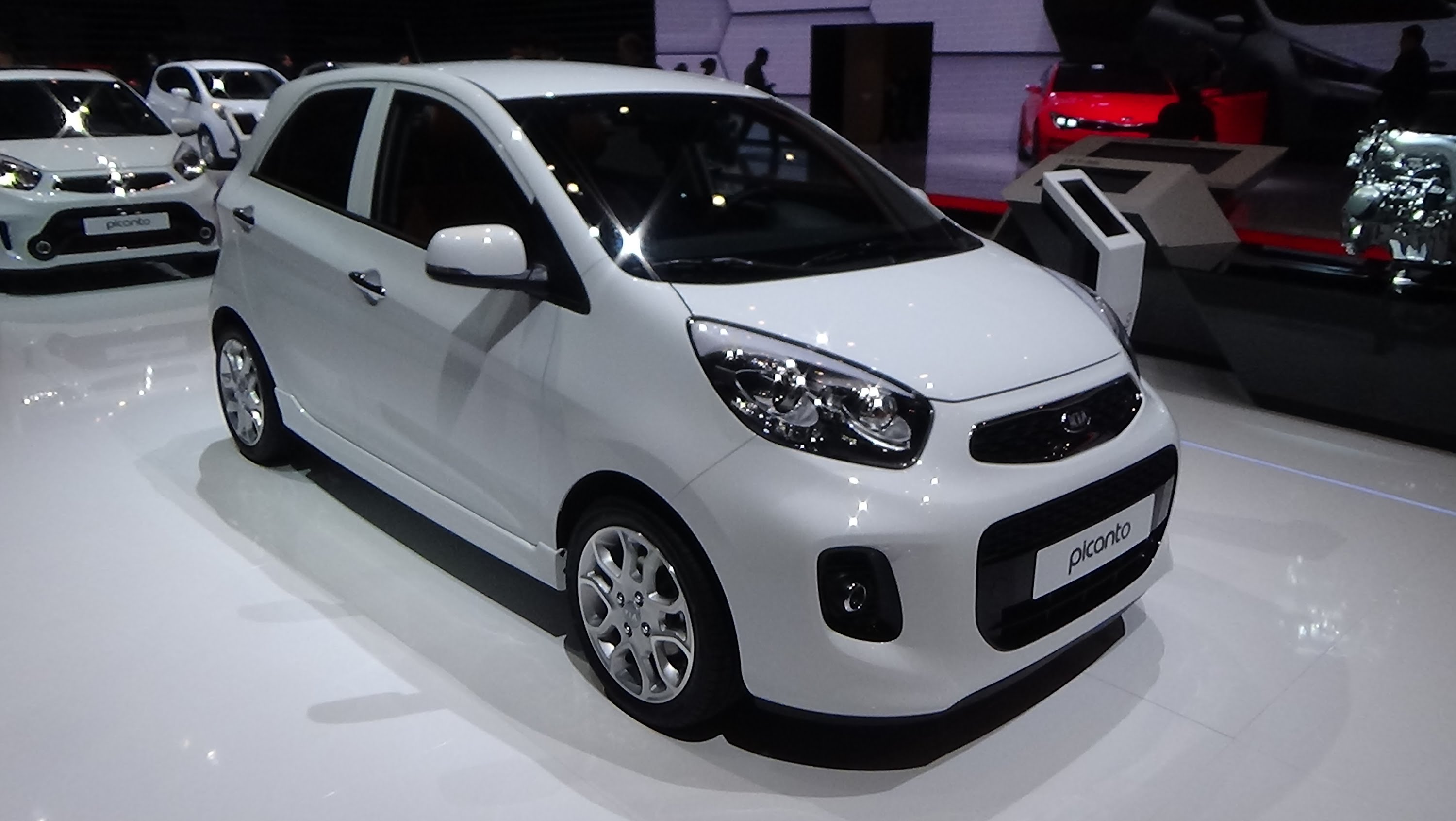 Шины и диски для Kia Picanto 2016, размер колёс на Киа Пиканто 2016