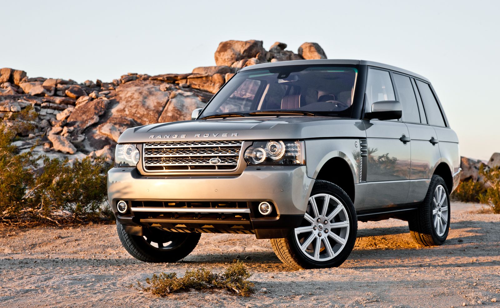 Шины и диски для Land Rover Range Rover 2012, размер колёс на Ланд Ровер  Рэндж Ровер 2012