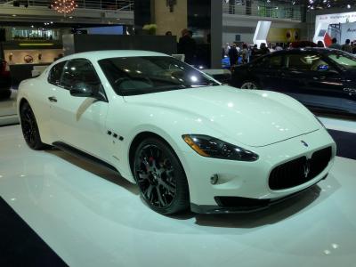Размер колёс на Maserati Gran Turismo S 2012 Подбор шин на Maserati Gran Turismo S 2012
