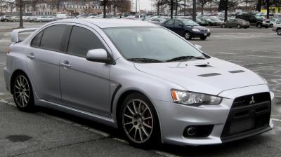 Размер колёс на Mitsubishi Lancer Evo X 2010 Подбор шин на Mitsubishi Lancer Evo X 2010