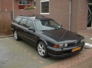 Размер колёс на Mitsubishi Sigma 1995 Подбор шин на Mitsubishi Sigma 1995
