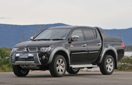 Подбор шин на Mitsubishi Strada 2005