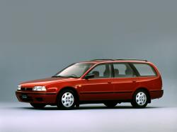 Размер колёс на Nissan Avenir 1994 Подбор шин на Nissan Avenir 1994