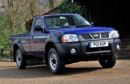 Размер колёс на Nissan Pickup 2013 Подбор шин на Nissan Pickup 2013