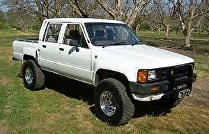 Подбор шин на Toyota Hilux 1986