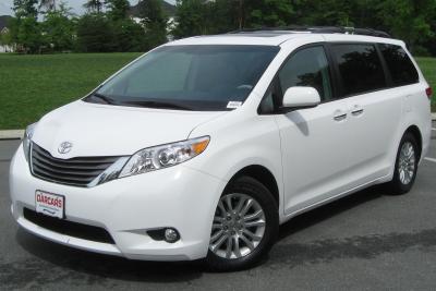Размер колёс на Toyota Sienna 2014 Подбор шин на Toyota Sienna 2014