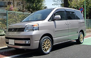 Подбор шин на Toyota Voxy 2003