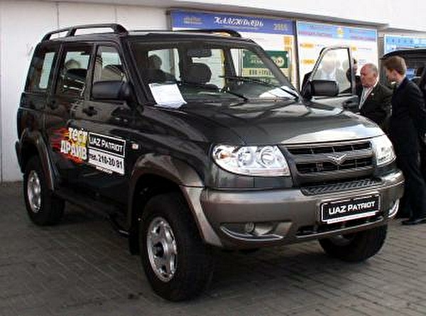 УАЗ Patriot 2015 2.7i I Restyling