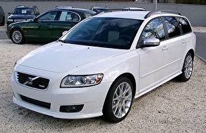 Подбор шин на Volvo V50 2008