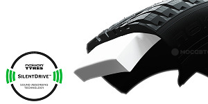 Технология Технология SilentDrive™, применяемая в новых шинах Nokian Hakkapeliitta 10 EV, поднимает акустический комфорт на новый уровень. Сверхнизкий уровень шума достигается за счет использования звукопоглощающего слоя с внутренней стороны шины. Акустический пористый материал поглощает вибрацию, снижает общий уровень шума и внутренний шум, и тем самым повышает комфорт при вождении.