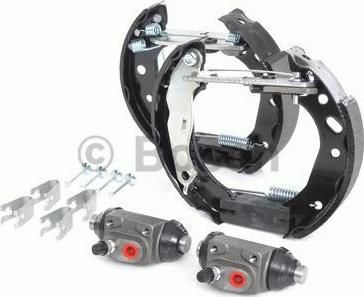 Bosch 0 204 114 586 комплект тормозных колодок на FORD FIESTA IV (JA_, JB_)