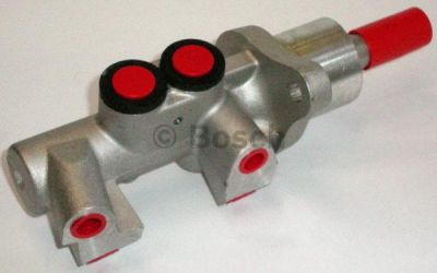 Bosch 0 986 481 017 главный тормозной цилиндр на Z4 (E85)