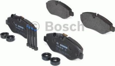 Bosch 0 986 494 334 комплект тормозных колодок, дисковый тормоз на NISSAN CABSTAR