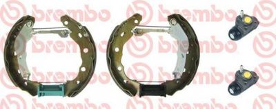 Brembo K 54 011 комплект тормозных колодок на MITSUBISHI CARISMA седан (DA_)